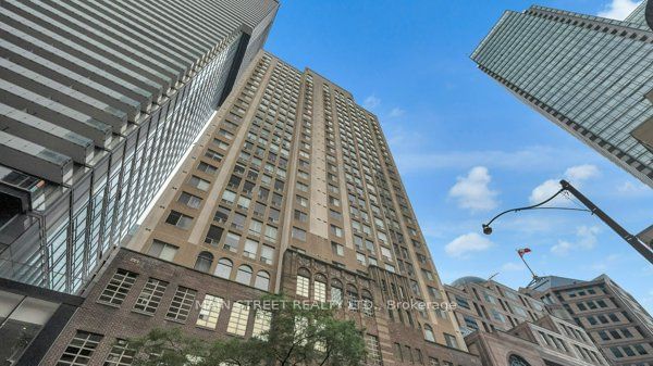 25 Grenville St, unit 601 for rent