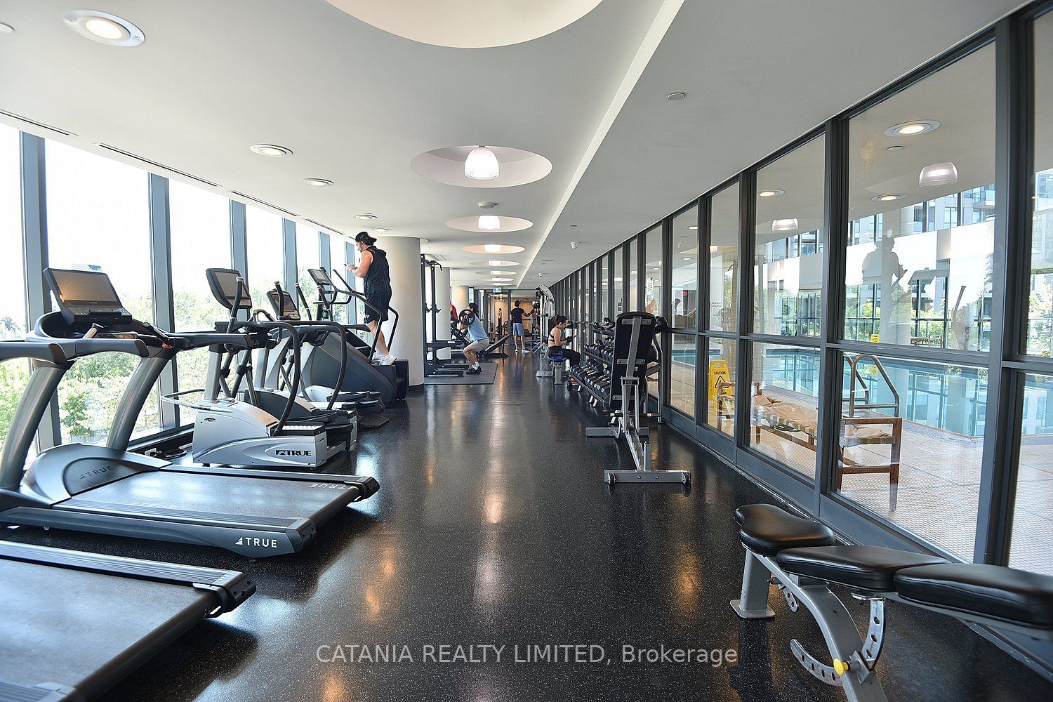 215 Fort York Blvd, unit 210 for sale