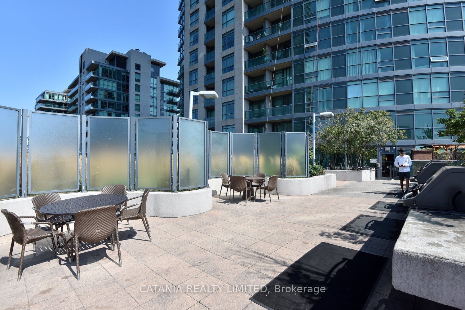 215 Fort York Blvd, unit 210 for sale