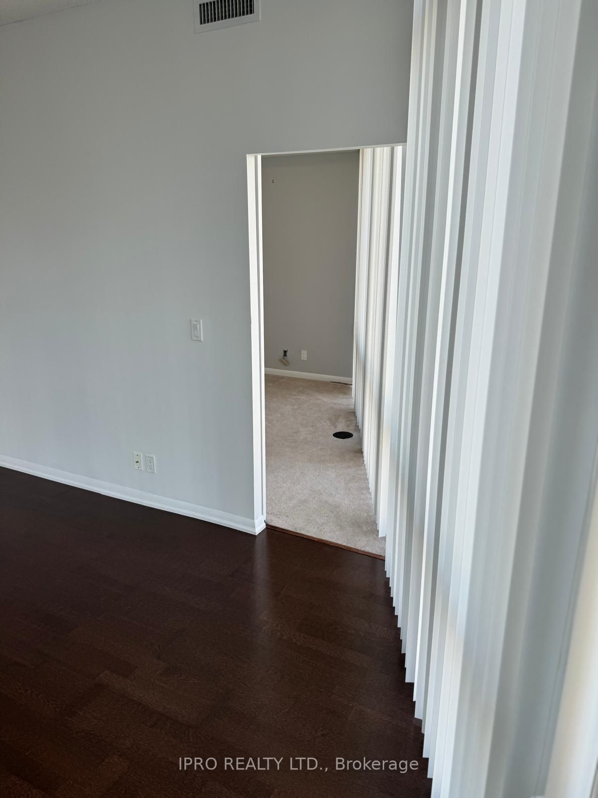 832 Bay St, unit 1405 for rent