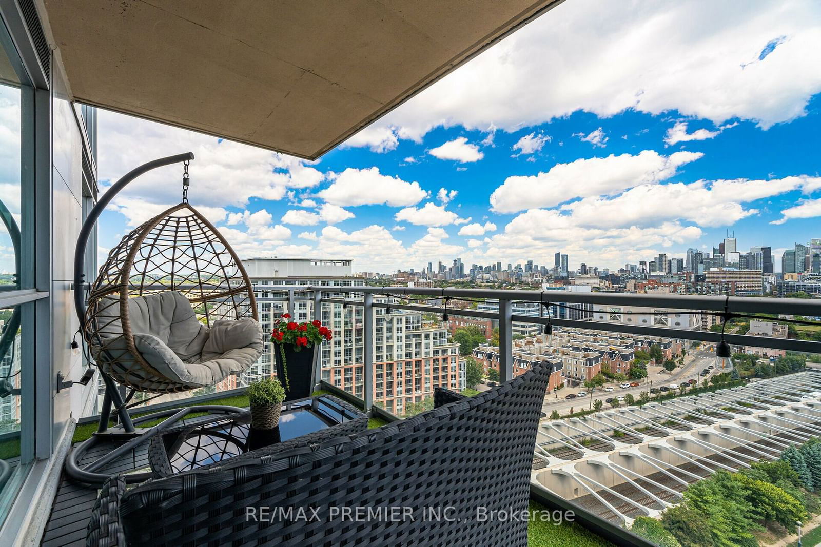 Zip Condos, West End, Toronto