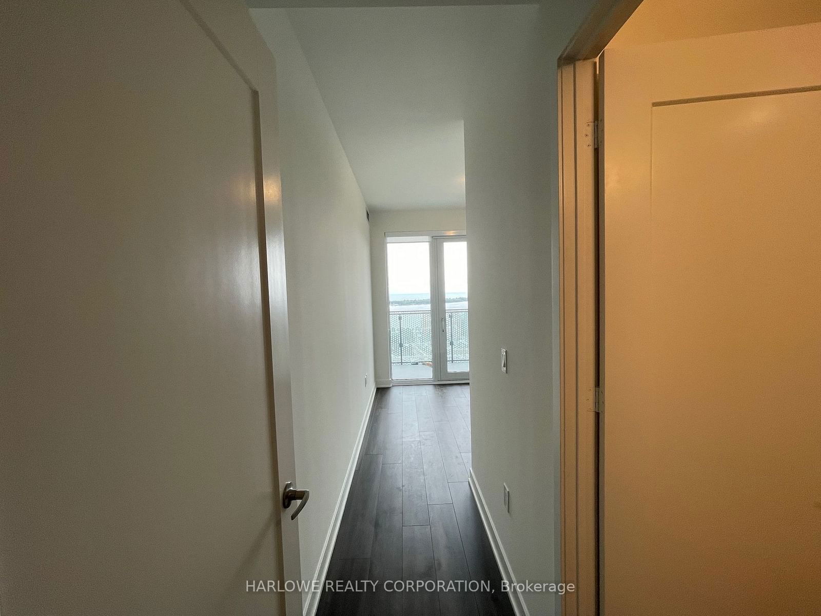 135 Lower Sherbourne St, unit 2726 W for rent