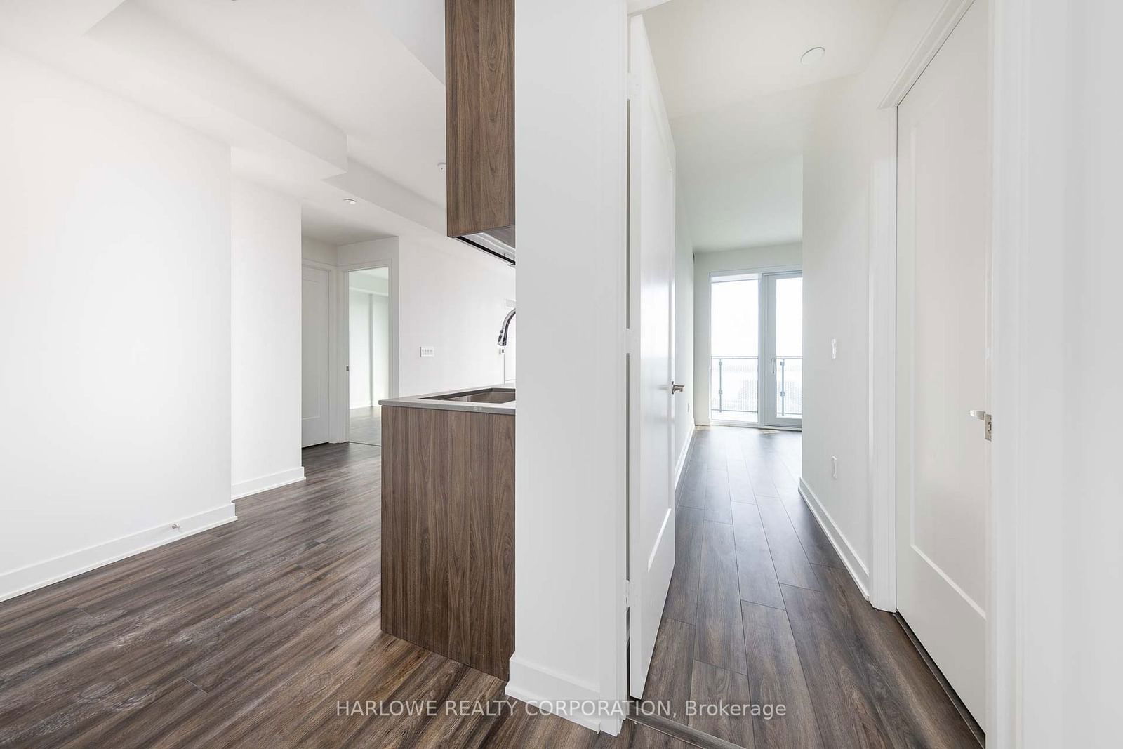 135 Lower Sherbourne St, unit 2726 W for rent