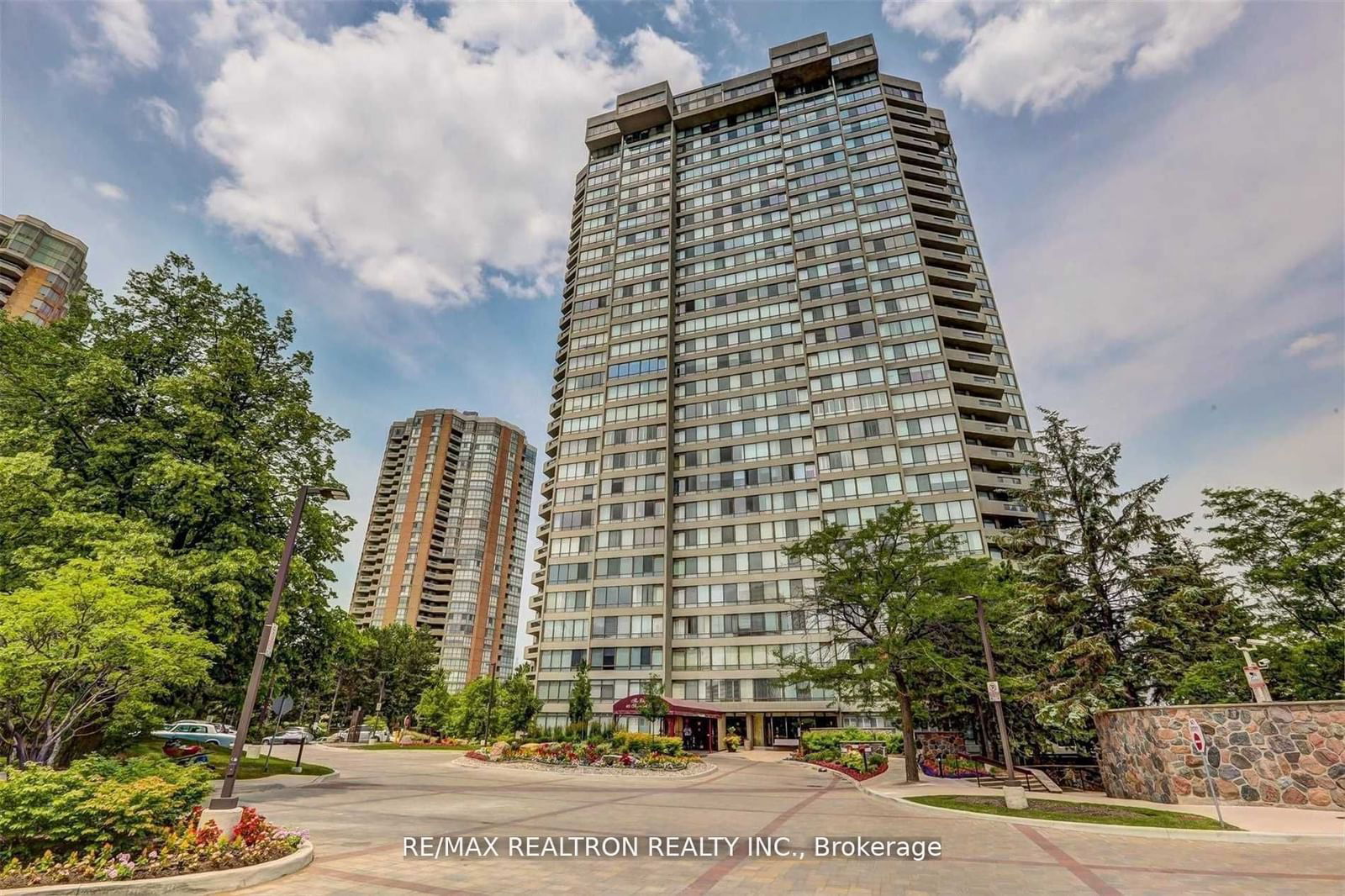 65 Skymark Dr, unit 2407 for rent