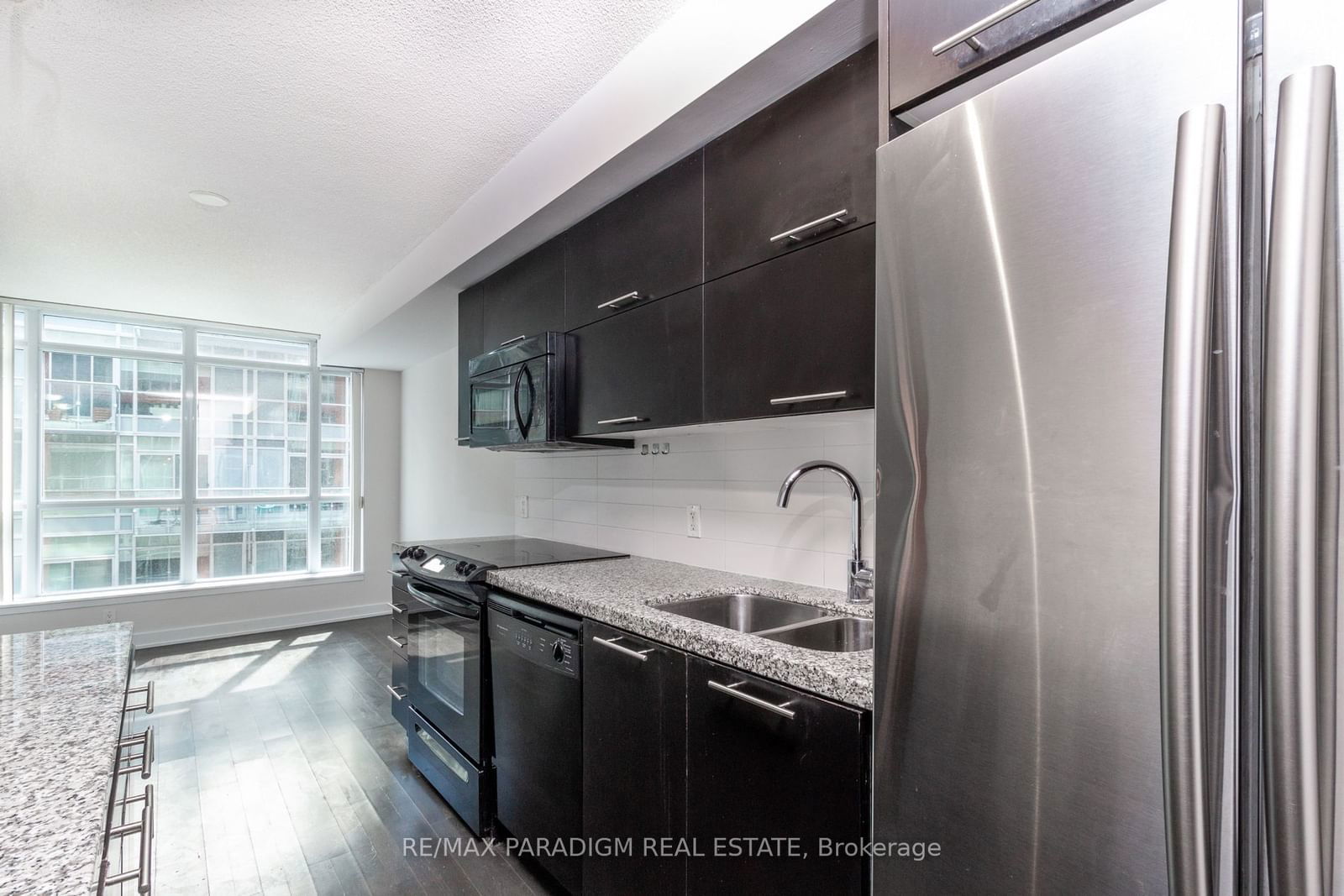 21 Nelson St, unit 416 for rent