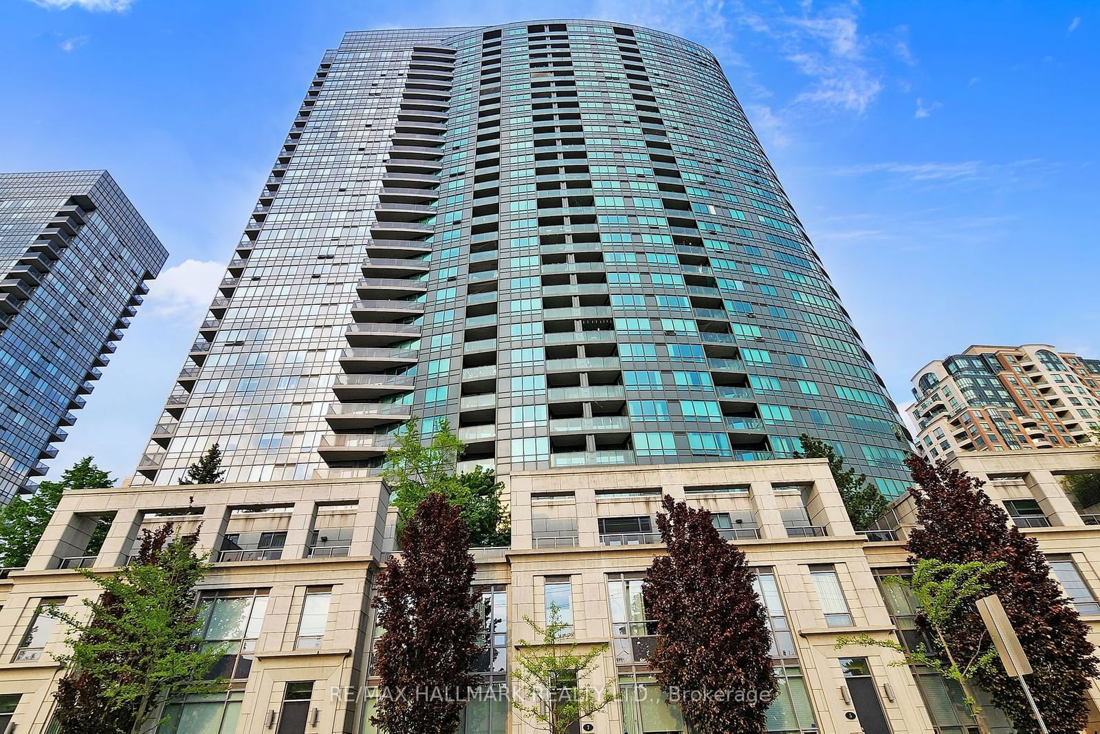 15 Greenview Ave, unit 1313 for sale