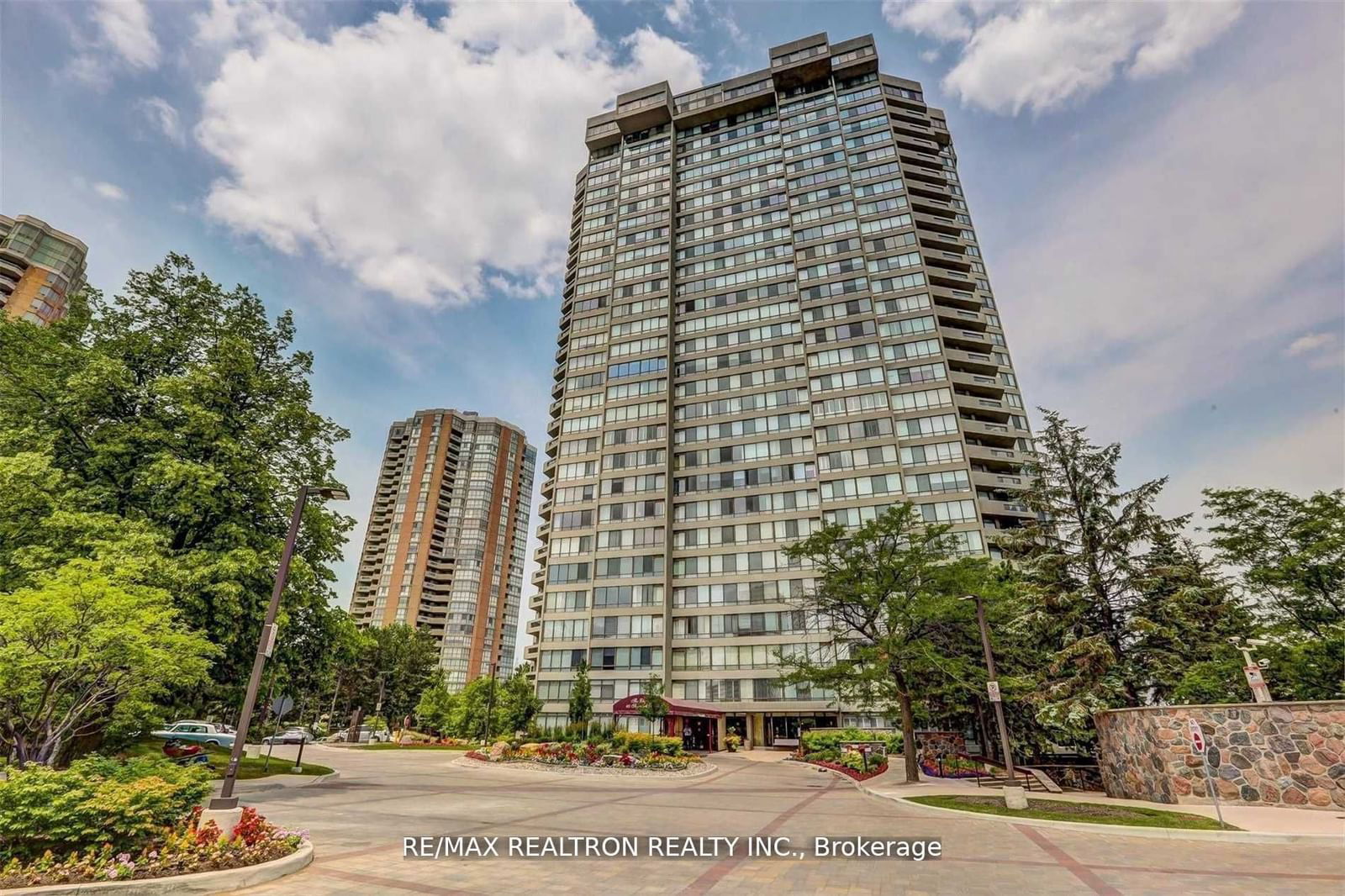 The Elegance Condos, North York, Toronto