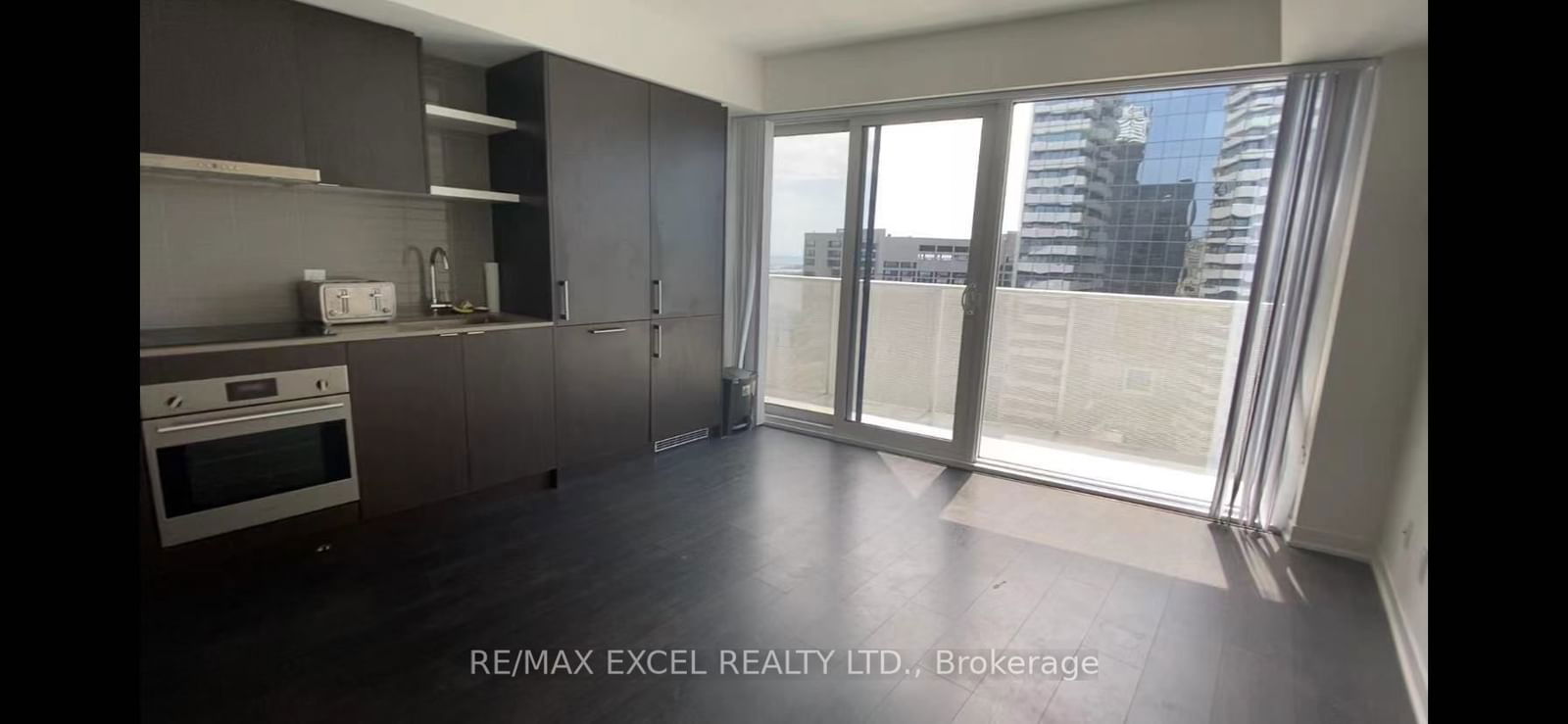 100 Harbour St, unit 3208 for sale