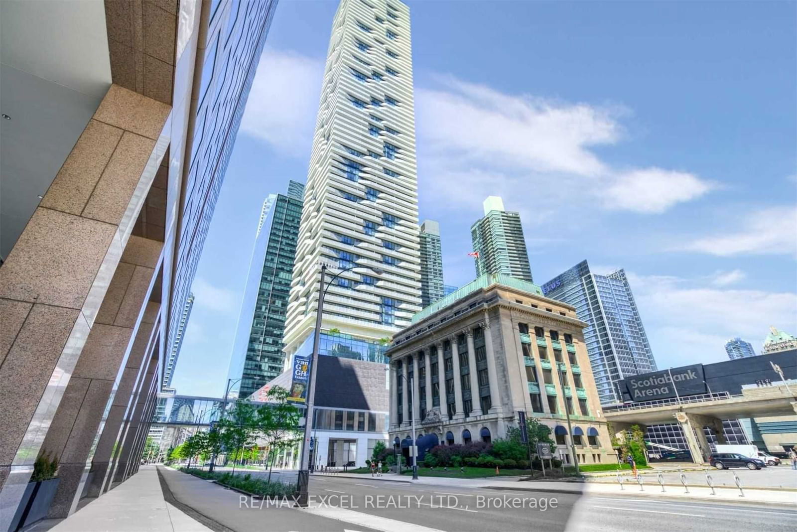 100 Harbour St, unit 3208 for sale