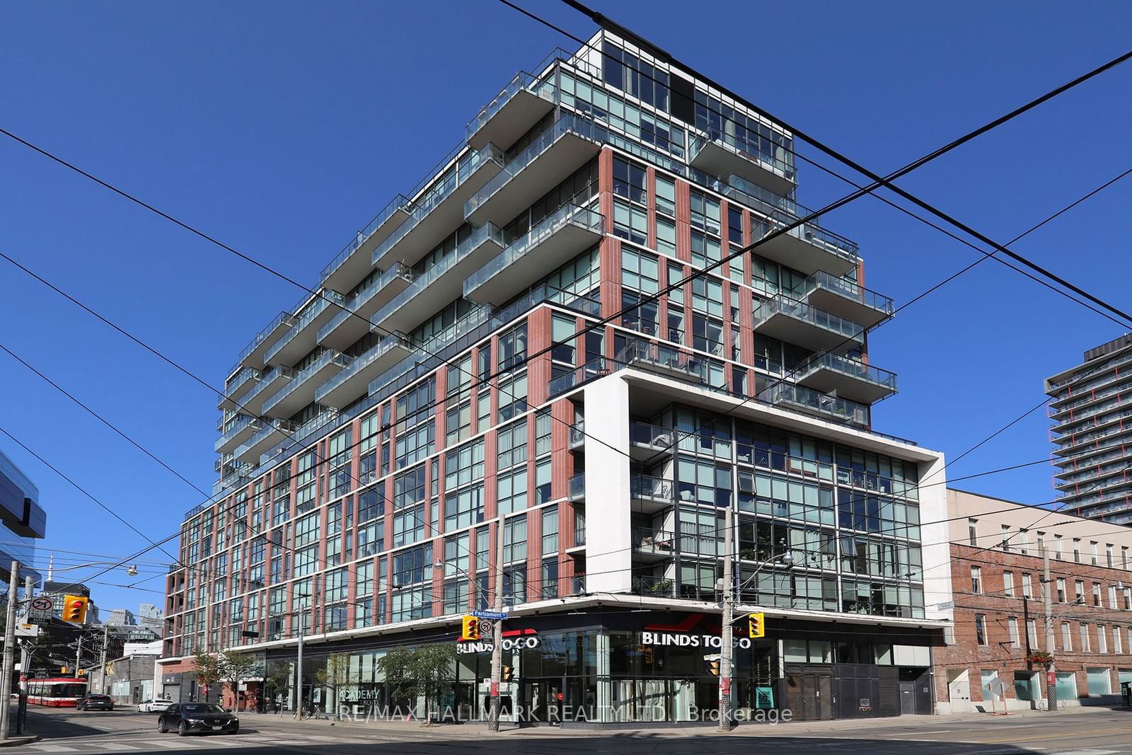 318 King St E, unit 1104 for sale