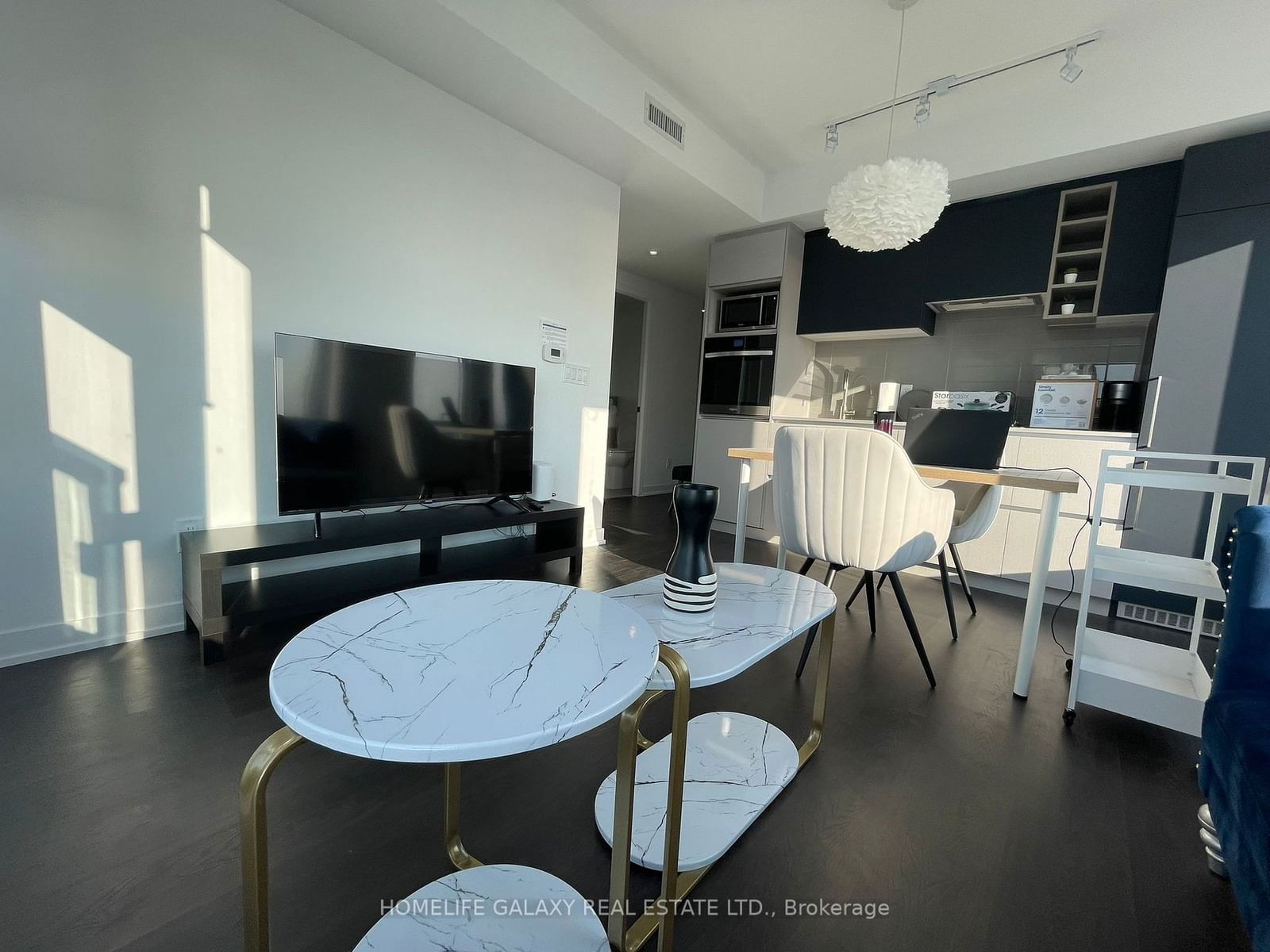 319 Jarvis St, unit 4715 for rent