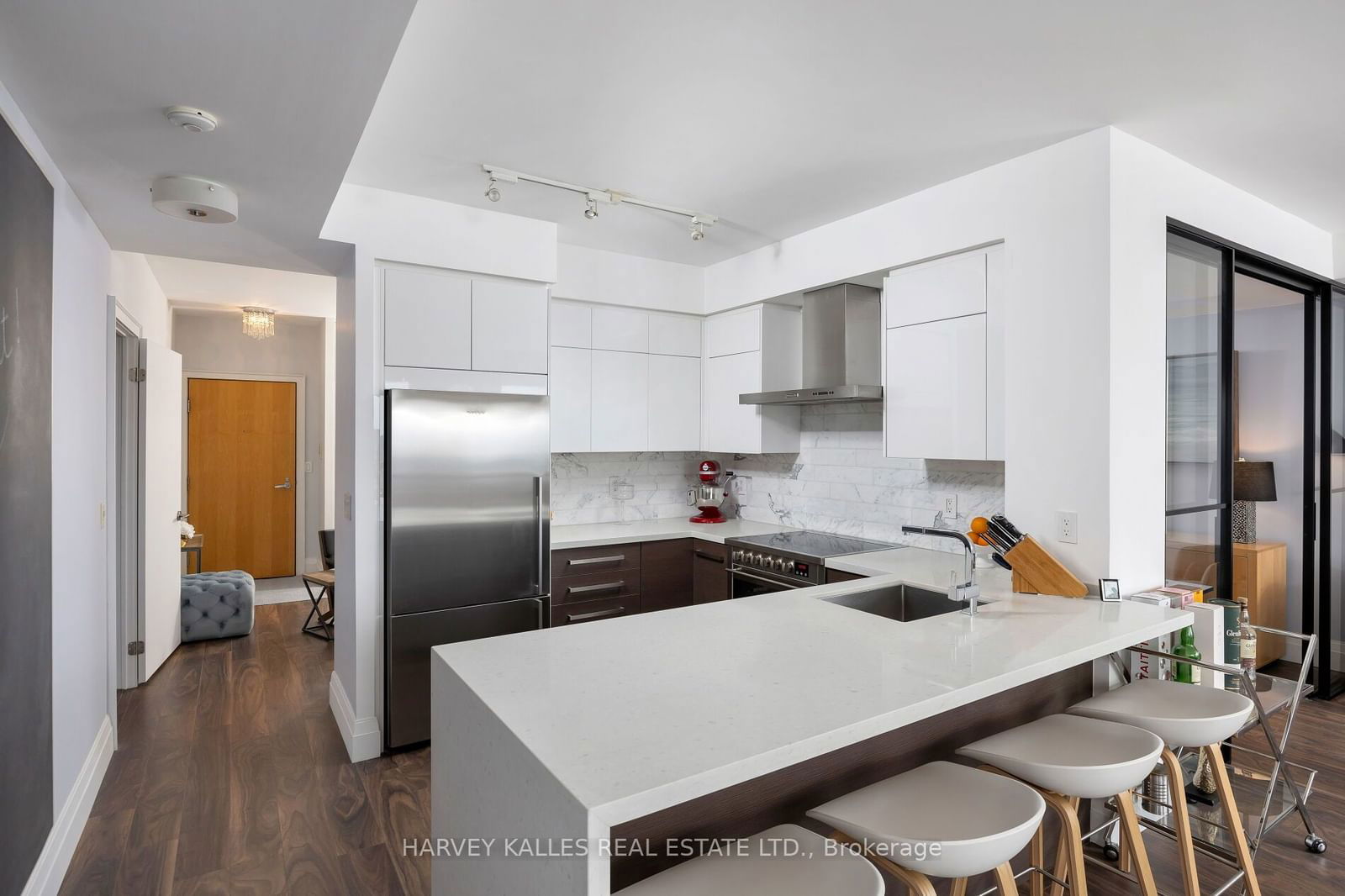 168 King St E, unit 1505 for sale