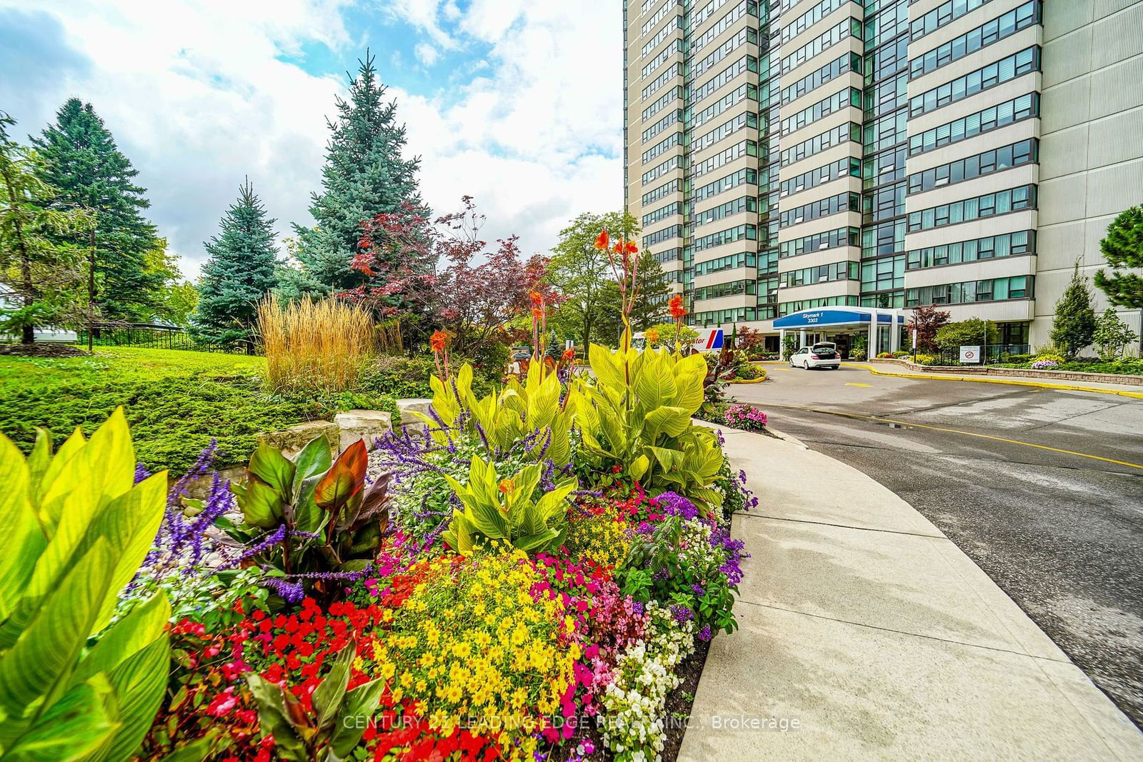 Skymark I Condos, North York, Toronto