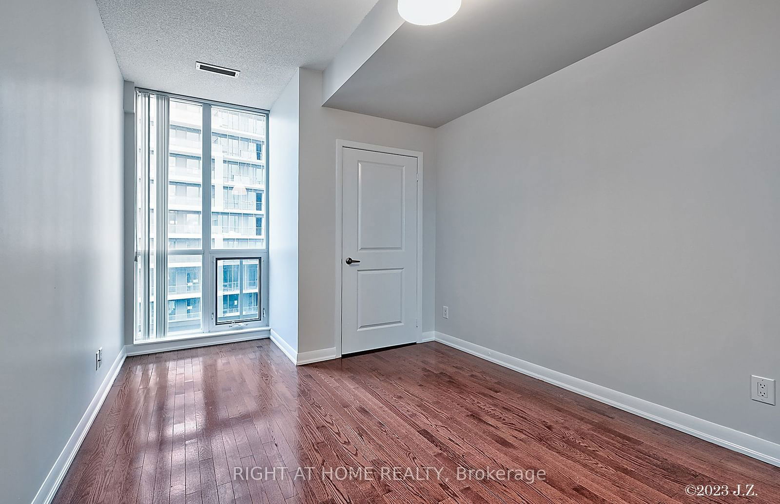 5793 Yonge St, unit PH107 for rent