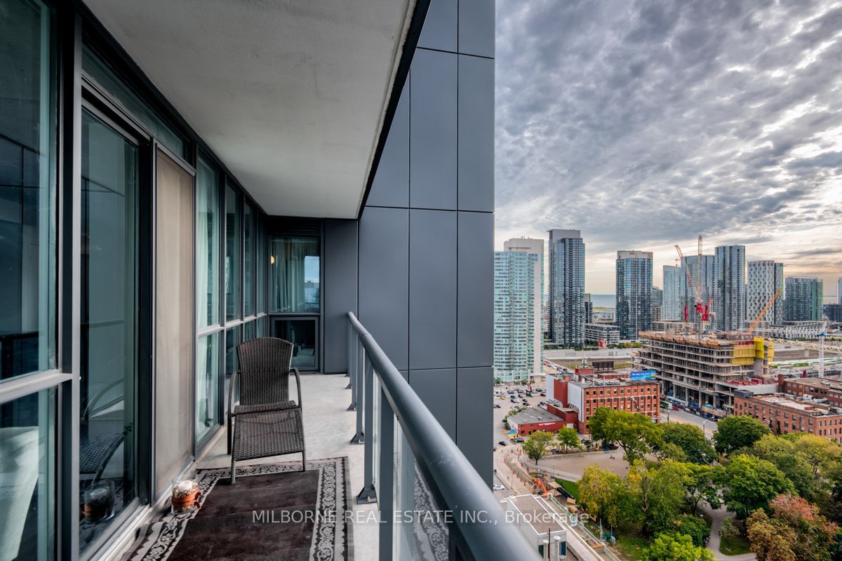 88 Blue Jays Way, unit 2109 for sale