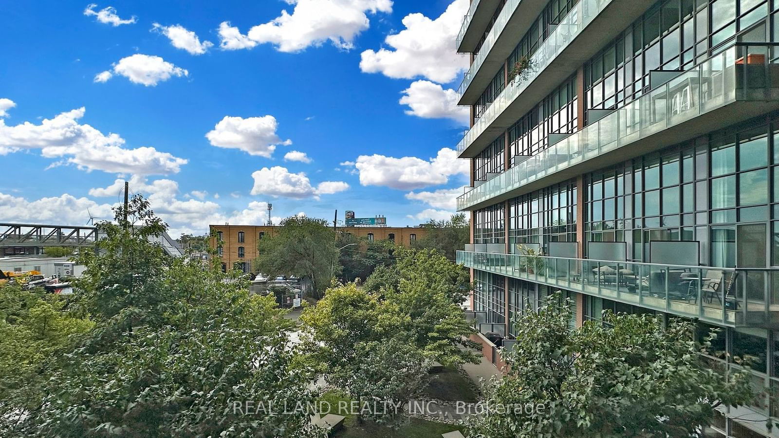 5 Hanna Ave, unit 346 for sale