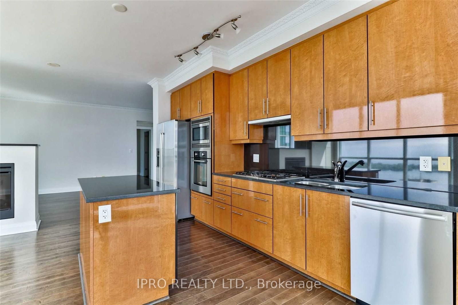 16 Harbour St, unit 4305 for sale