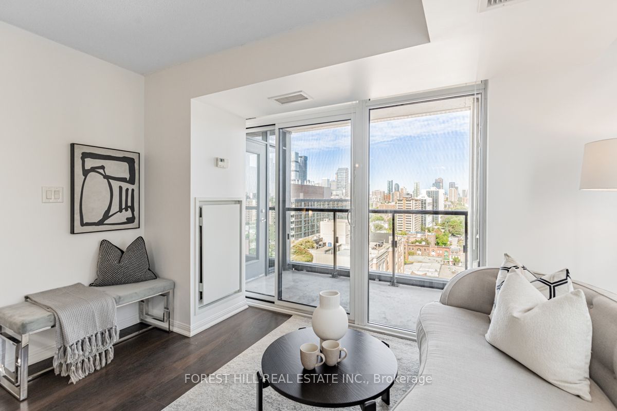 400 Adelaide St E, unit 2215 for sale