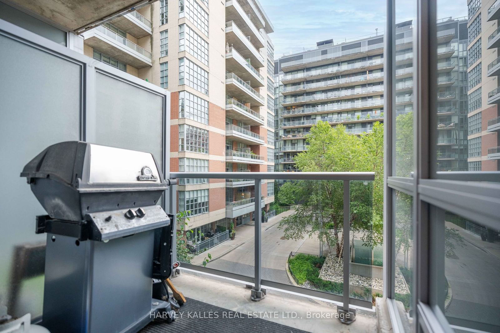 399 Adelaide St W, unit 309 for sale