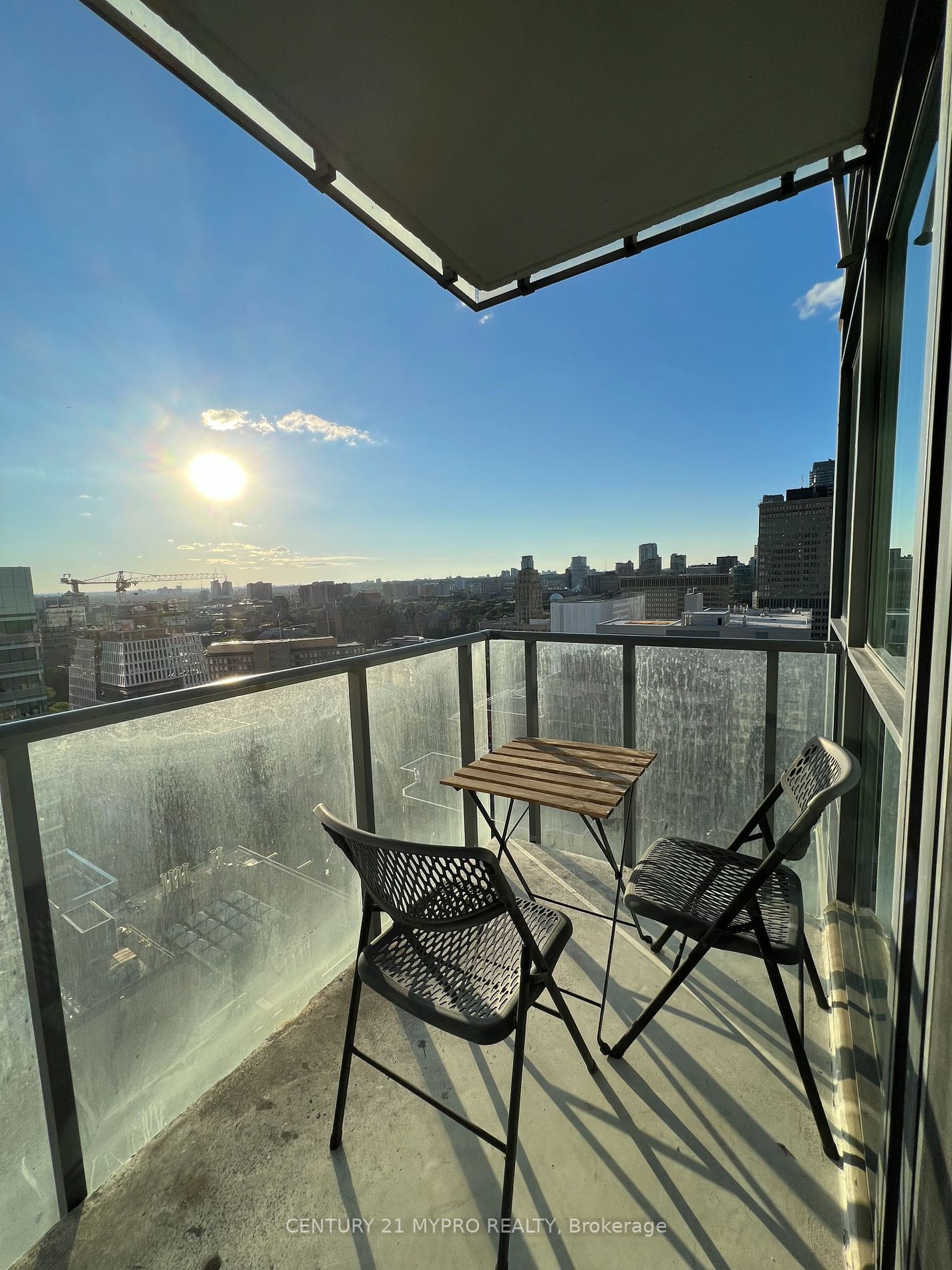 770 Bay St, unit 2401 for rent