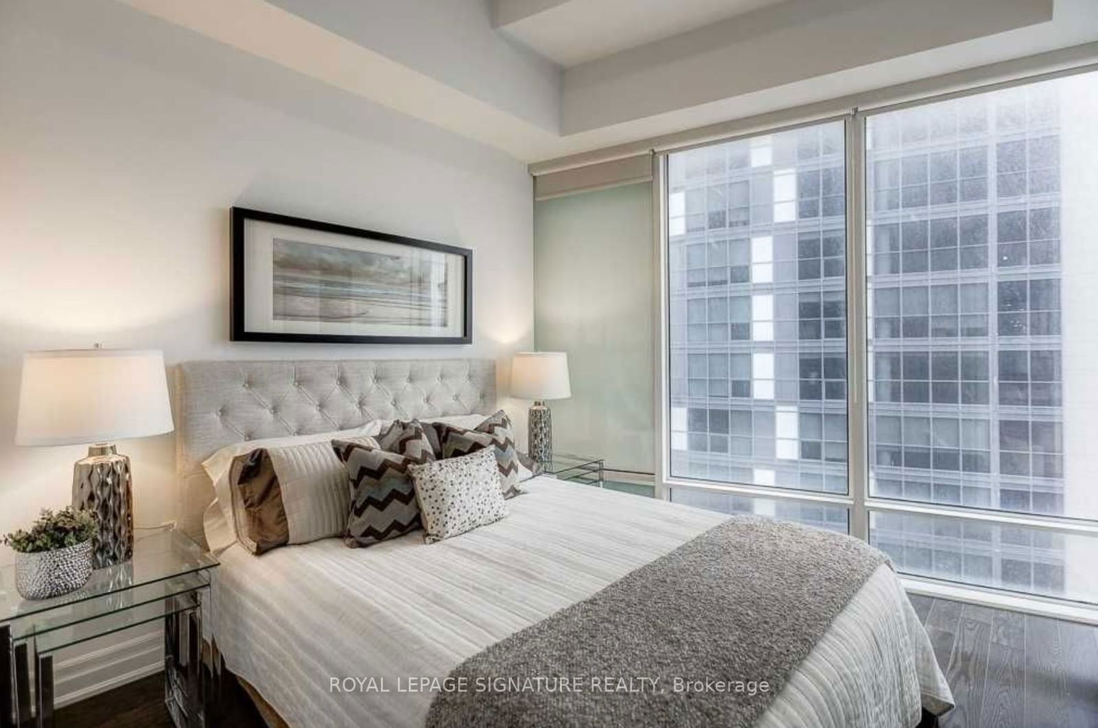 8 The Esplanade, unit 2102 for rent