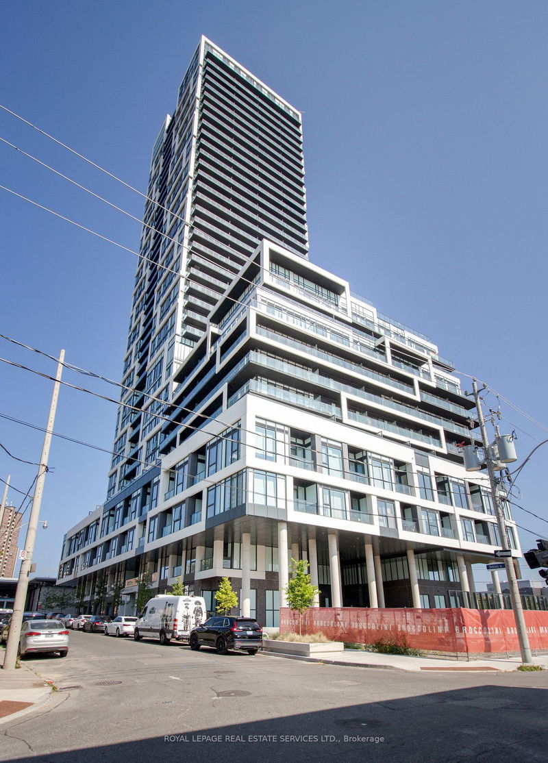 5 Defries St, unit 1207 for rent