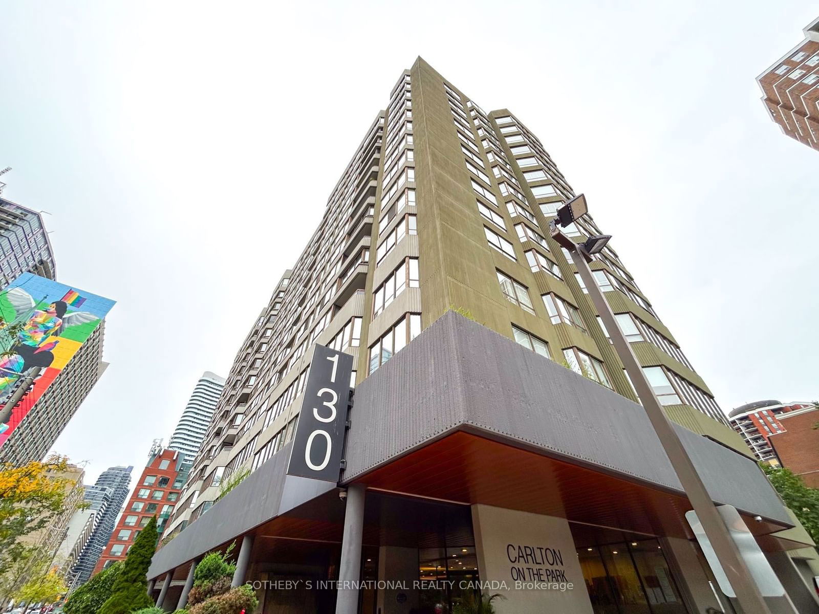 130 Carlton St, unit 906 for sale