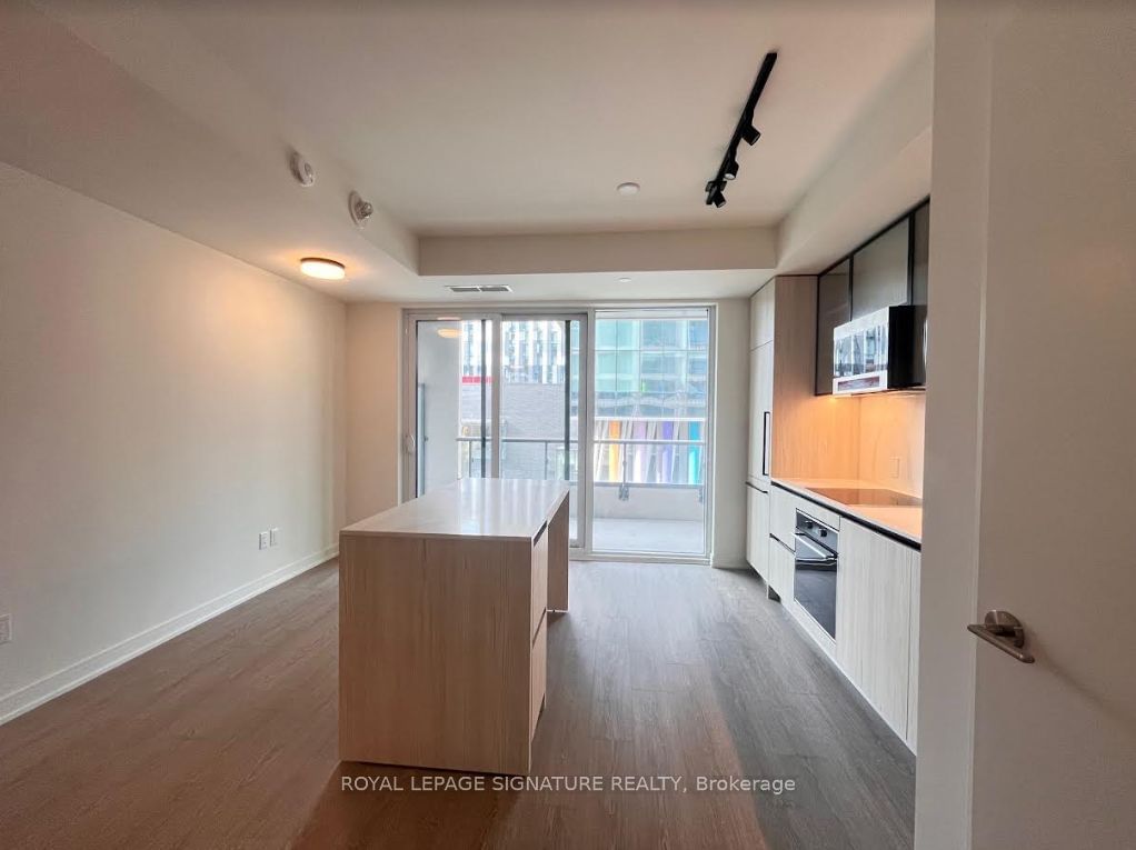 425 Front St E, unit 304 for rent