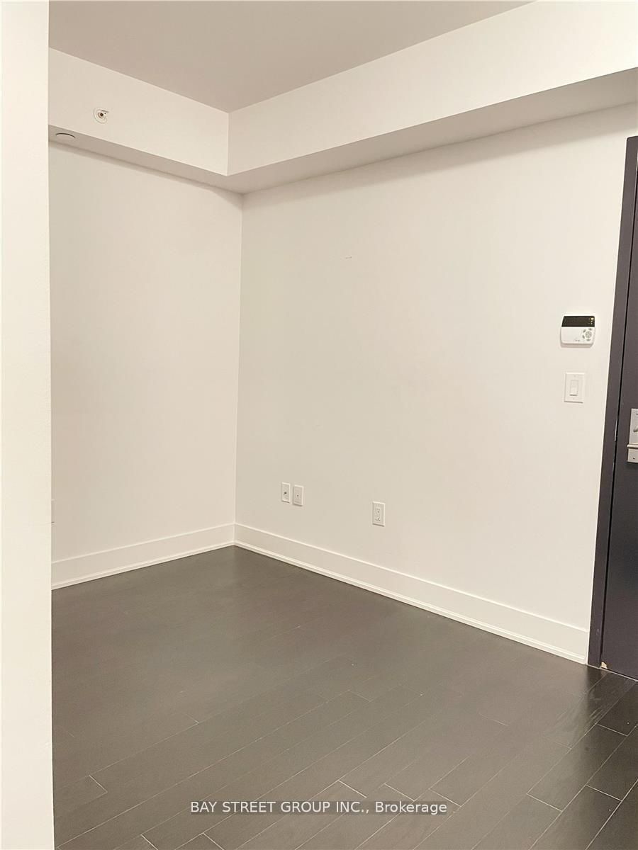 955 Bay St, unit 502 for rent