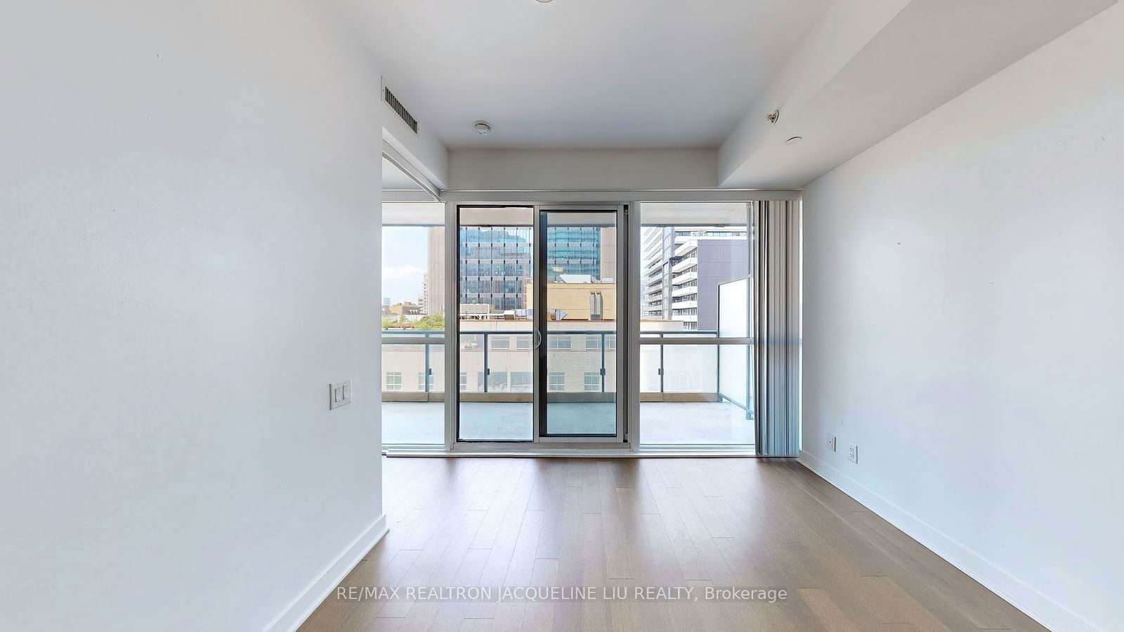 15 Grenville St, unit 1508 for sale