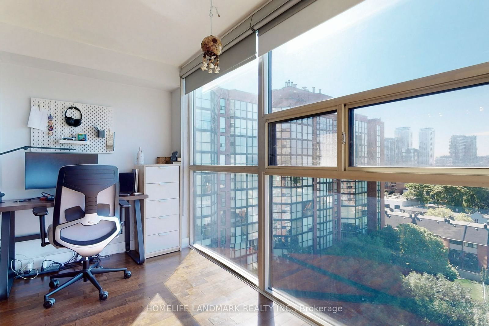 705 King St W, unit 1015 for rent