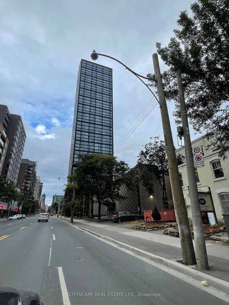 319 Jarvis St, unit PH 16 for rent