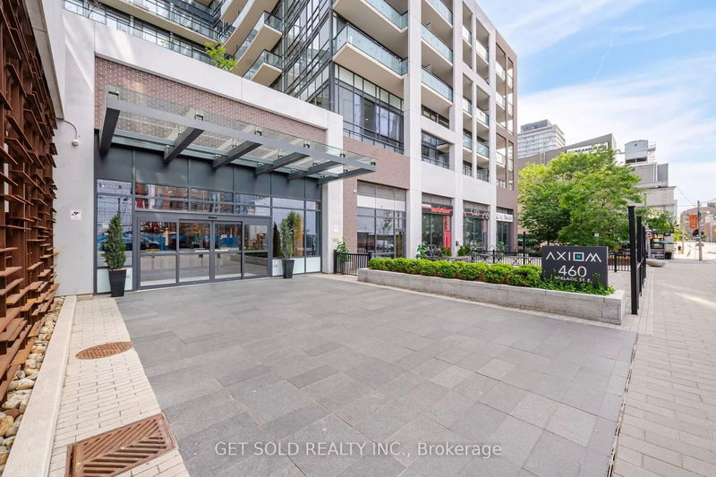 460 Adelaide St, unit 720 for rent