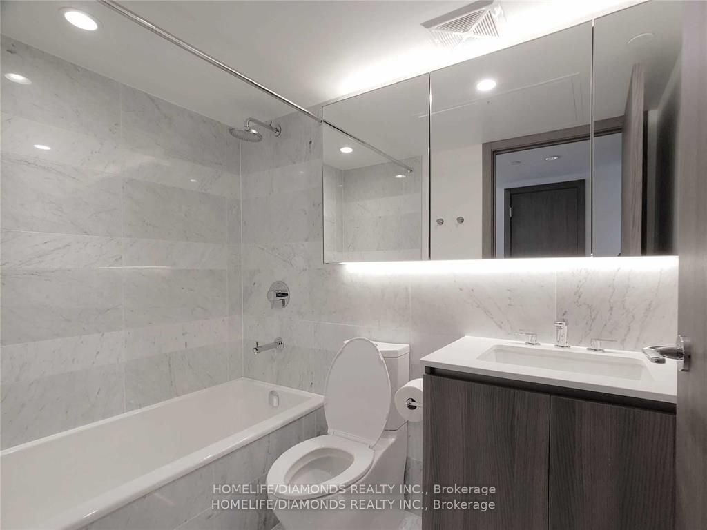 17 Bathurst St, unit 3509 for rent