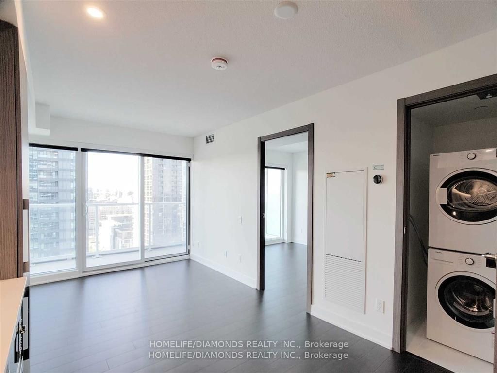 17 Bathurst St, unit 3509 for rent