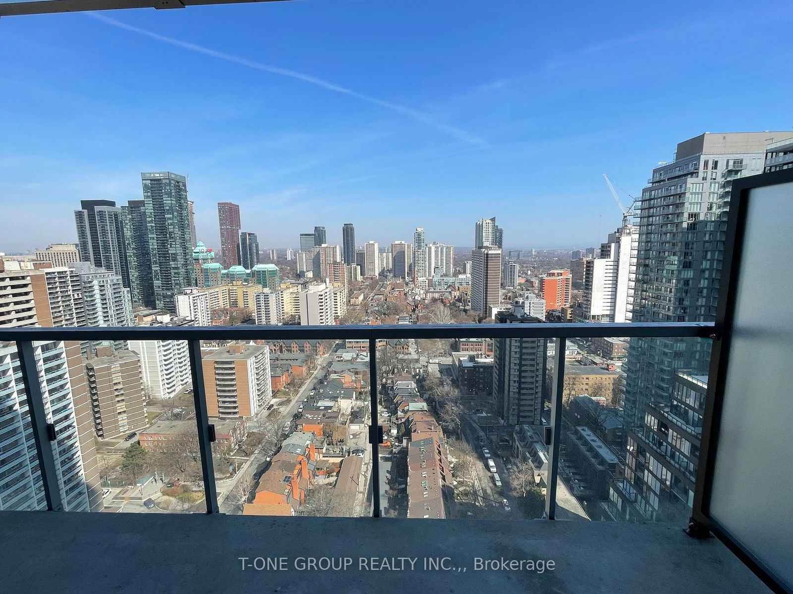 3 Gloucester St, unit 3006 for rent