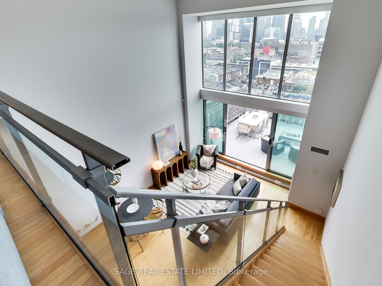 160 Baldwin St, unit PH616 for sale