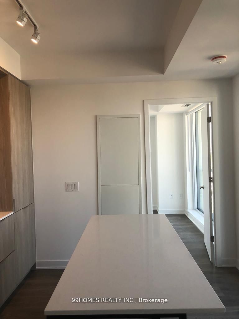 130 River St, unit 1910 for rent