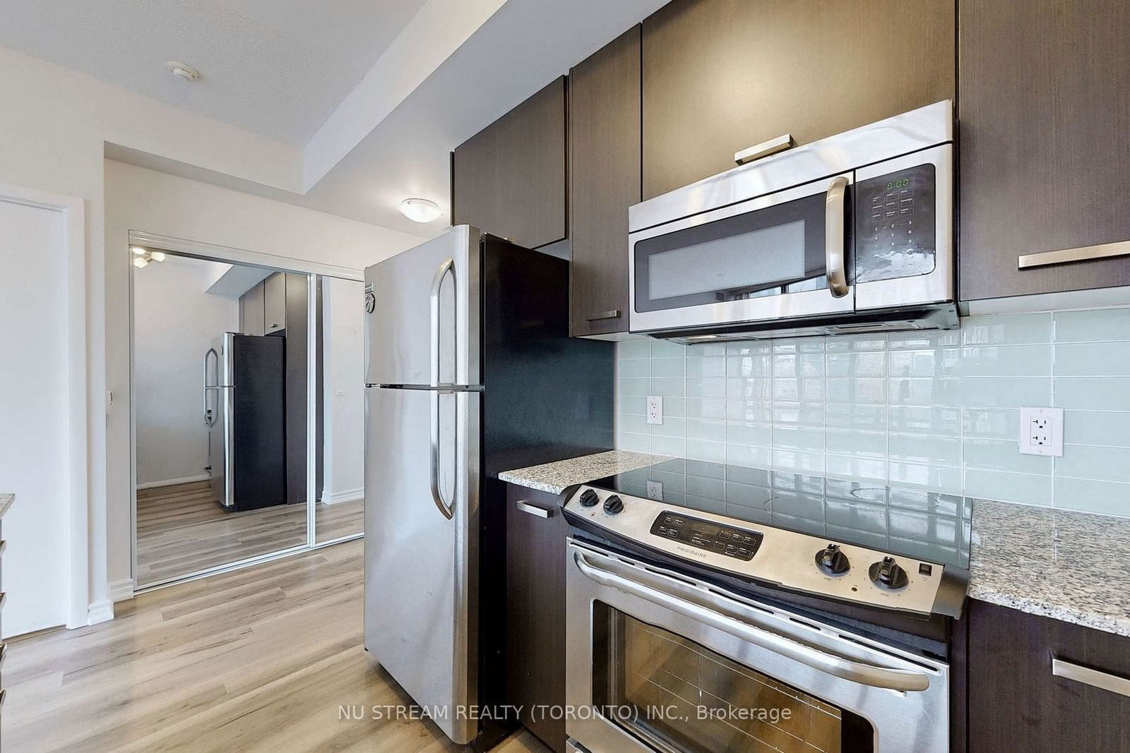 832 Bay St, unit 2904 for sale