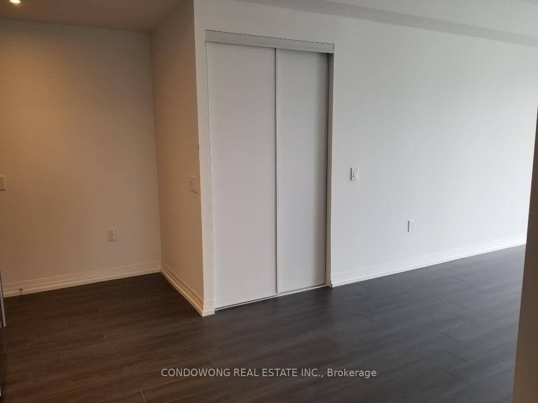 251 Jarvis St, unit 2210 for rent