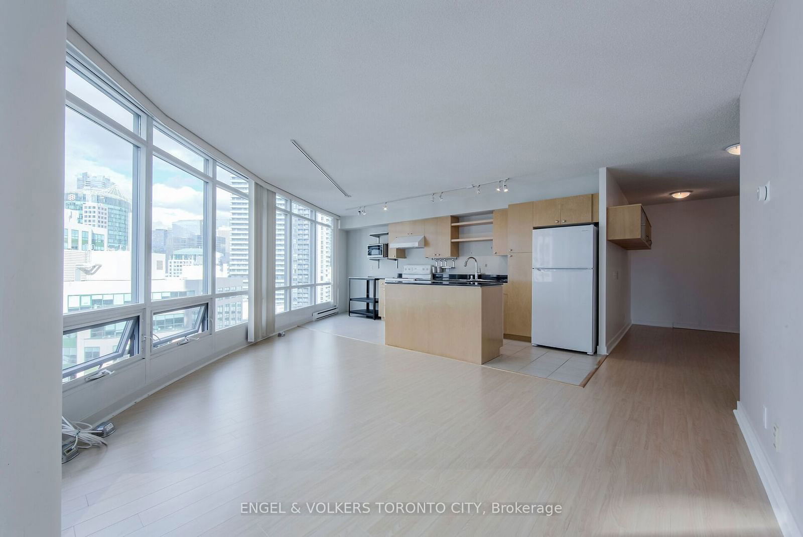 361 Front St W, unit 2110 for sale