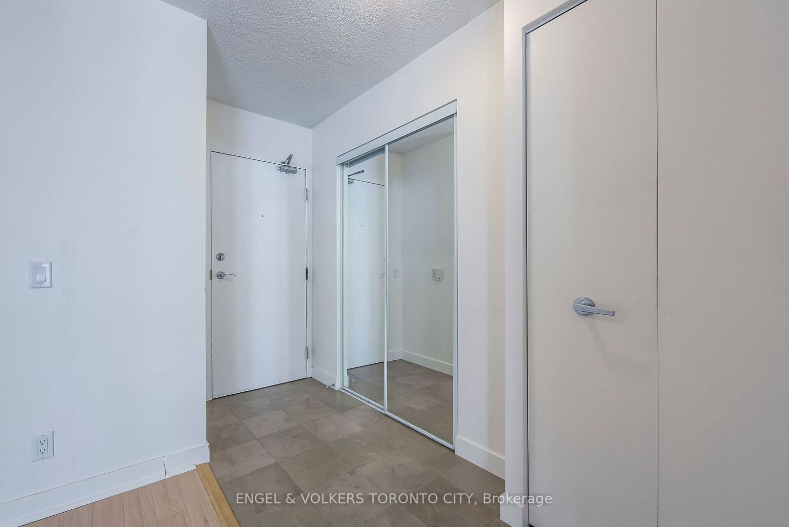 361 Front St W, unit 2110 for sale