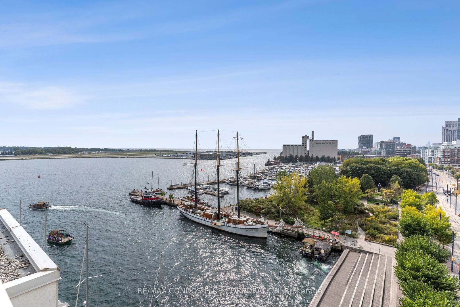 401 Queens Quay W, unit 512 for sale