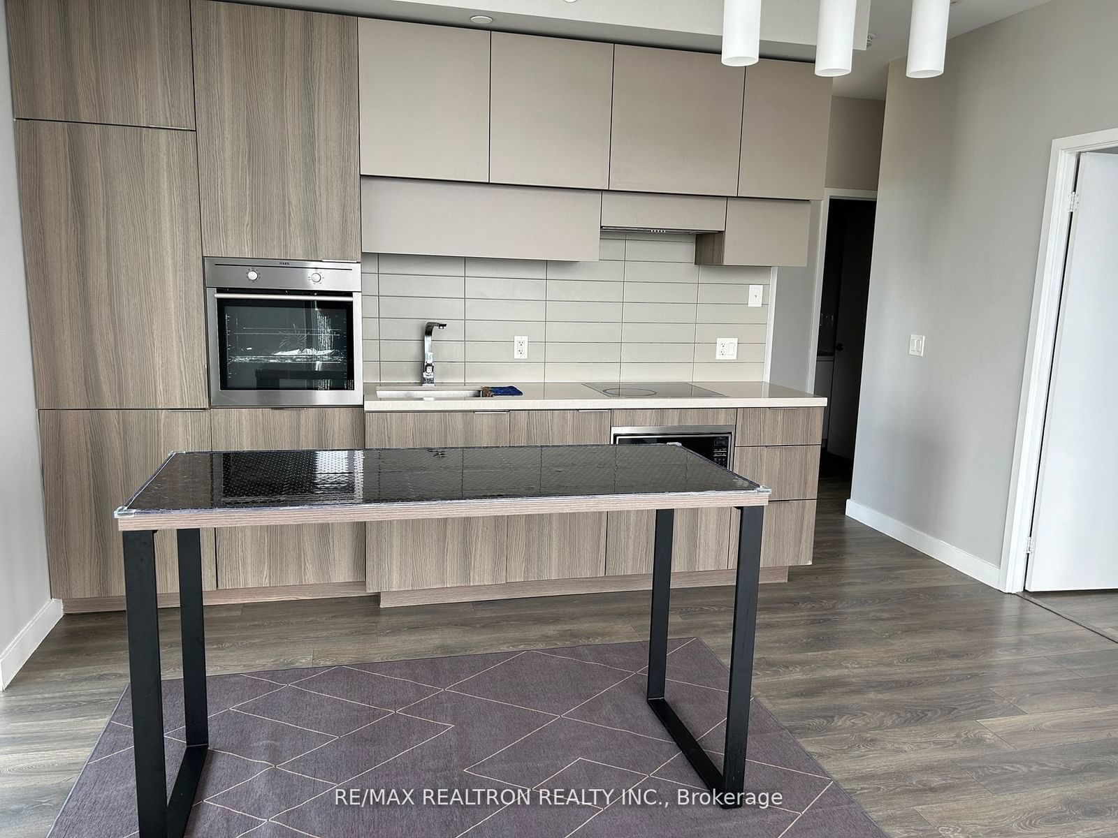 8 Eglinton Ave E, unit 3308 for rent