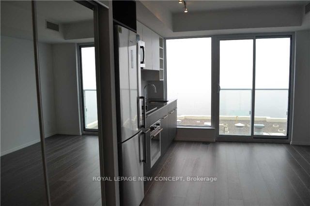 68 Shuter St, unit 1911 for sale