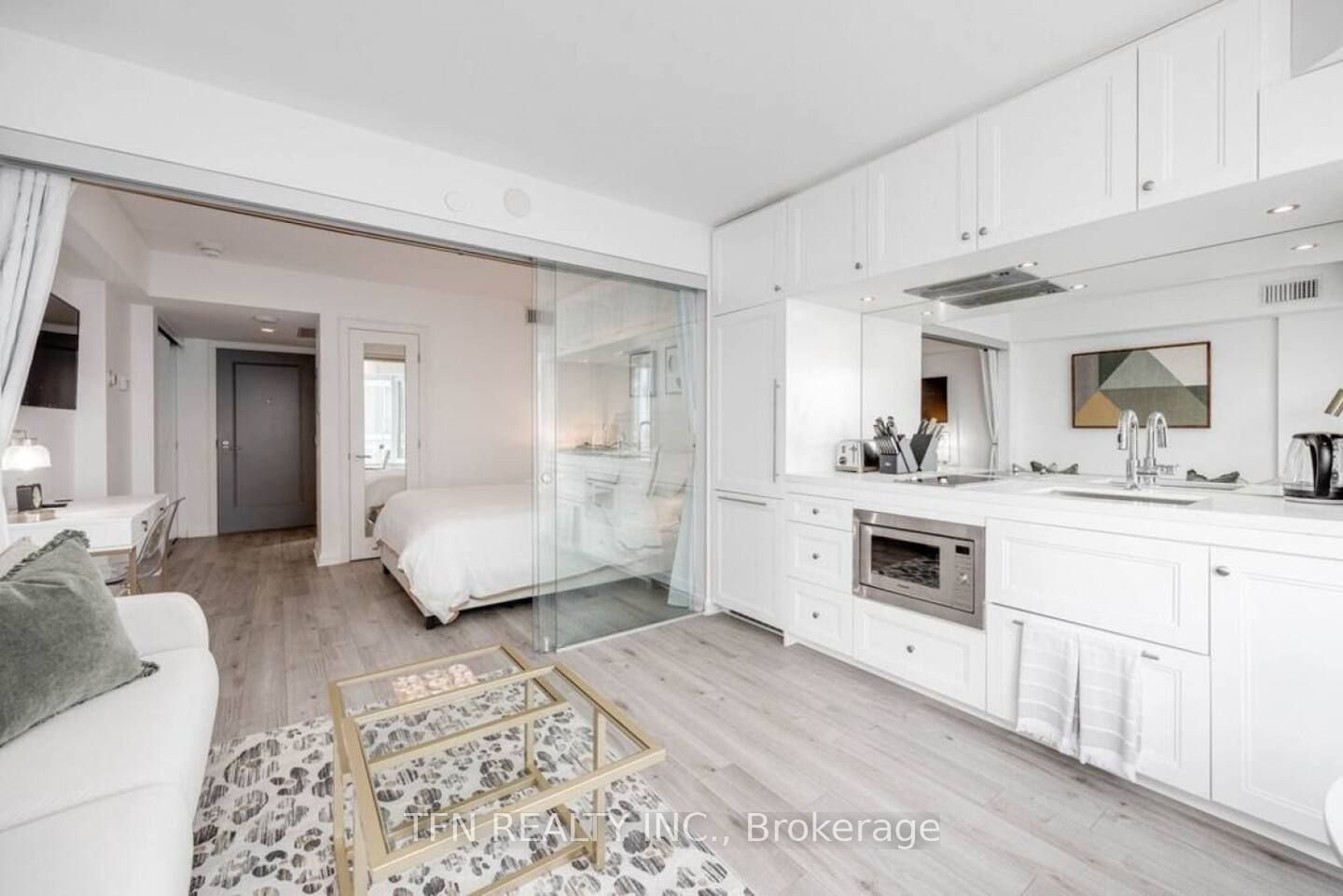 155 Yorkville Ave, unit 2910 for sale