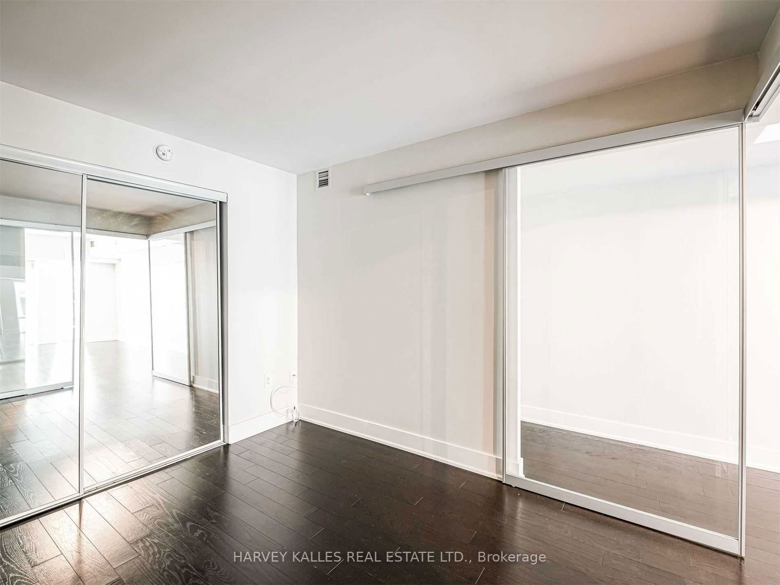 955 Bay St, unit 622 for rent