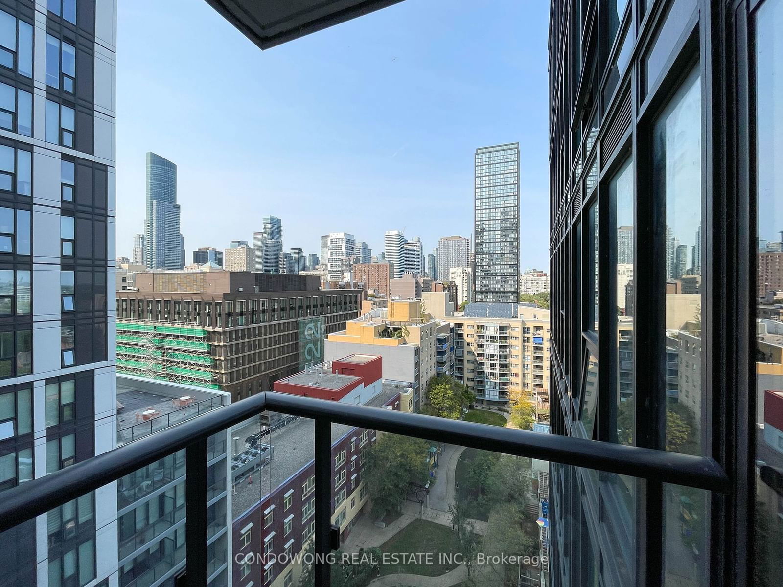 251 Jarvis St, unit 1507 for rent