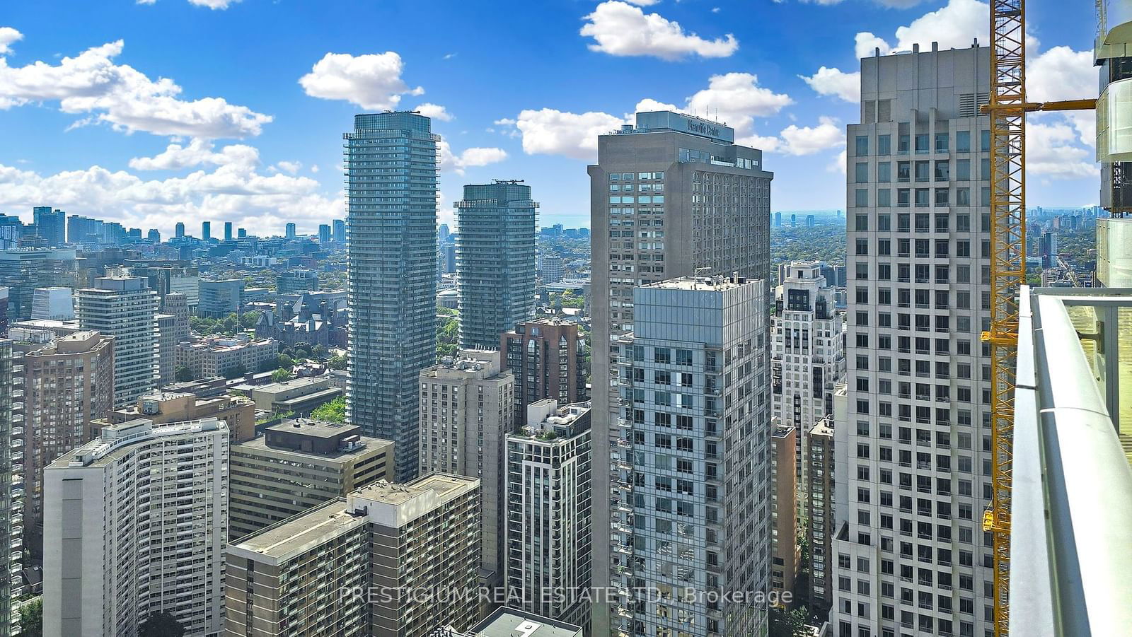 1 Bloor St E, unit 4204 for sale