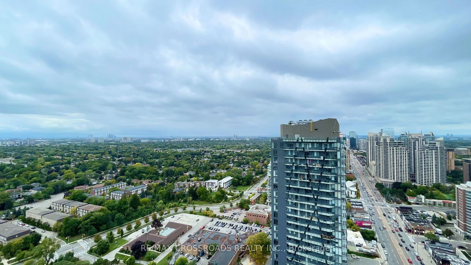 5180 Yonge St, unit 3103 for rent